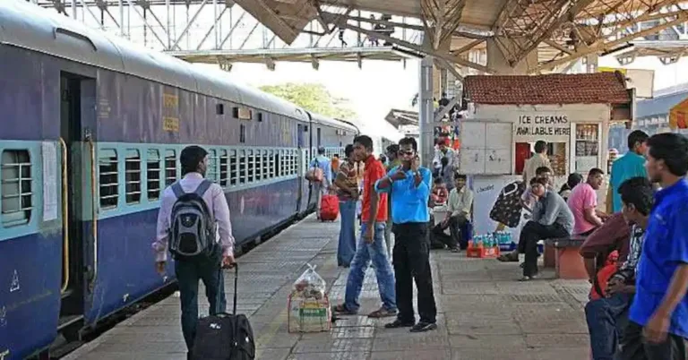 5 Best Apps for Booking Train Ticket ( 2022 )