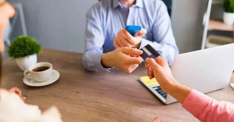  Exploring the Benefits of Credit Cards: Empowering Financial Flexibility and Convenience 2023